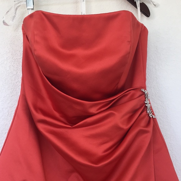 David’s Bridal bridesmaids dress size 10 - Picture 7 of 7